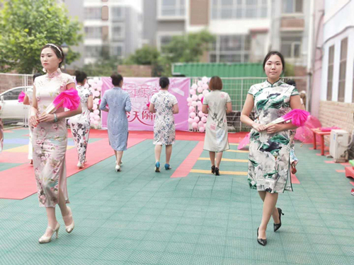 新天际福门里幼儿园母亲节活动----旗袍秀